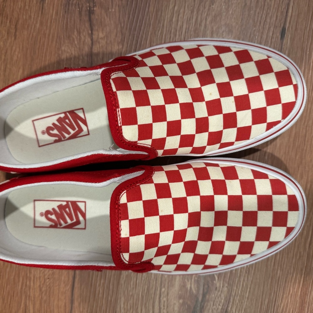 Size 9 red and white checkerboard Vans - never worn